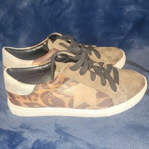 Vintage Havana Grande Suede Leopard Star Sneakers